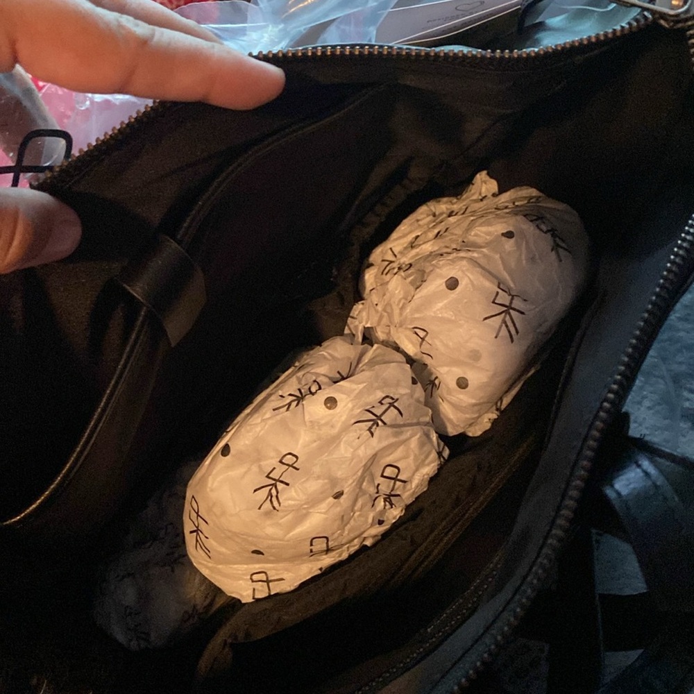 Freshly Picked Onyx Minimal Backpack - Picture 9 of 11
